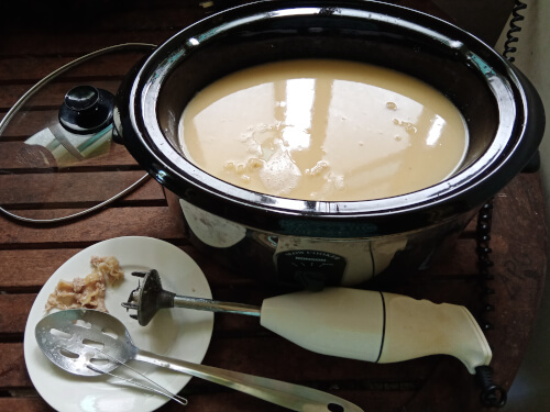 Rendering beef fat (suet) into tallow_6_100519.500px Melted beef fat after blending with stick blender
